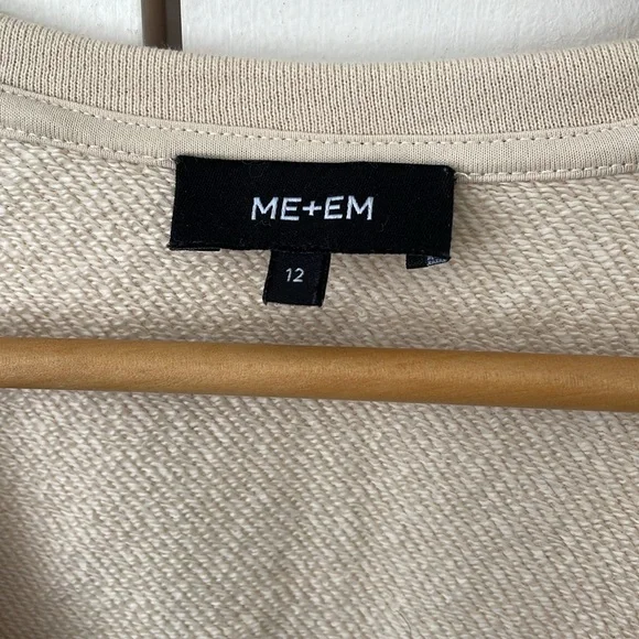 Me+Em Sweatshirt. Cream. Puff sleeves v neck size Medium - Picture 2 of 10